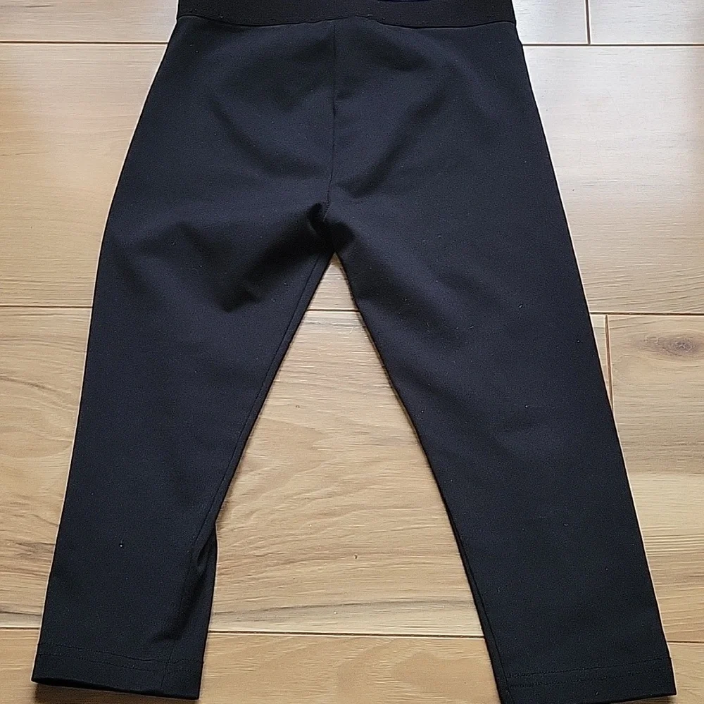 *3/$15* Justice Size 5 Girls Black Leggings Capris